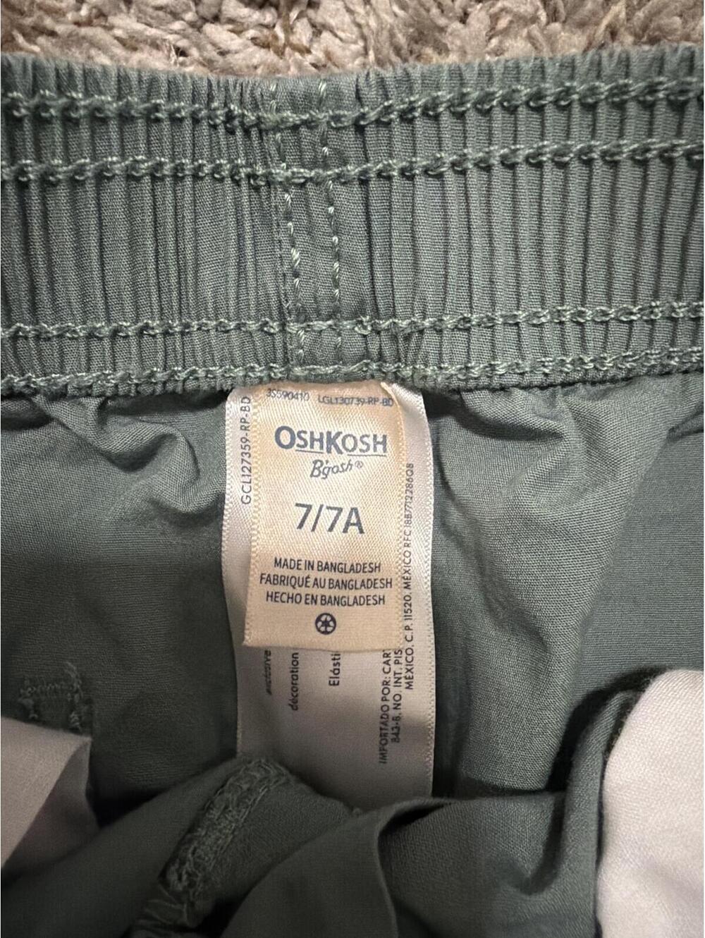 OshKosh B'gosh Boys Cargo Pants 7/7A Green - Picture 2 of 3